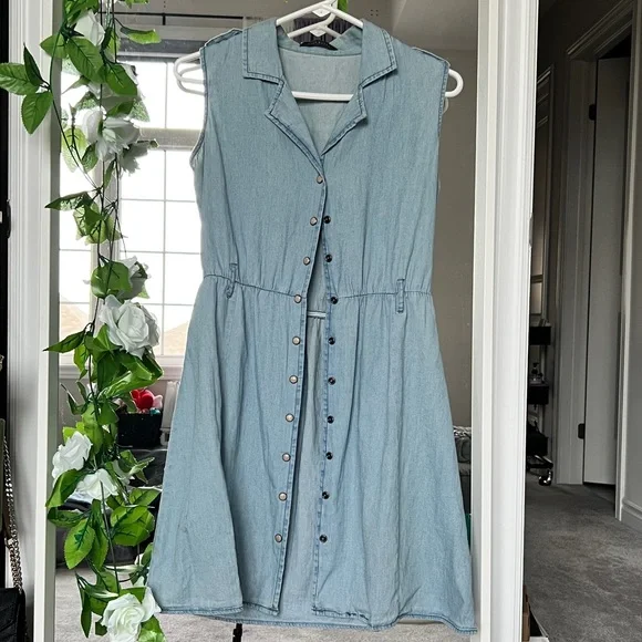 Suzy Shier | Dresses | Soft Denim Buttonup Dress | Poshmark